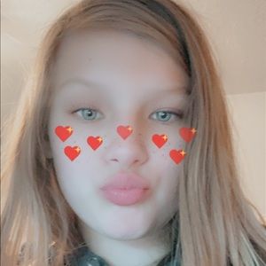 Meet your Posher, Quinn